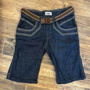 Venezia Y2K Dark Wash Bermuda Denim Shorts w/ Braided Belt – Size 14